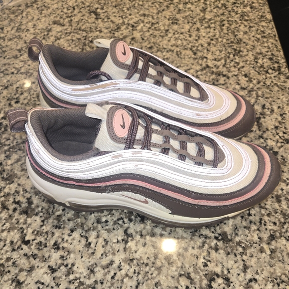 Nike Airmax - Picture 6 of 7